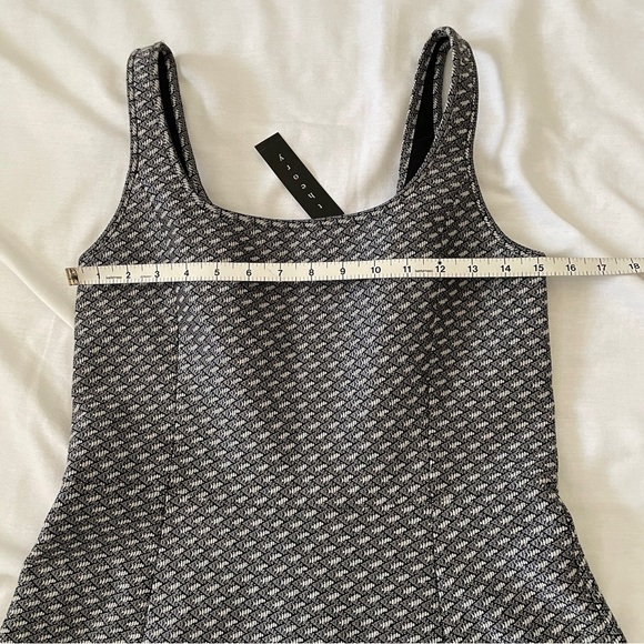 NWT Theory 10 Circuit Knit Grey ‘Trekana’ Dress ~ Fit & Flare Business Cocktail - Picture 7 of 11